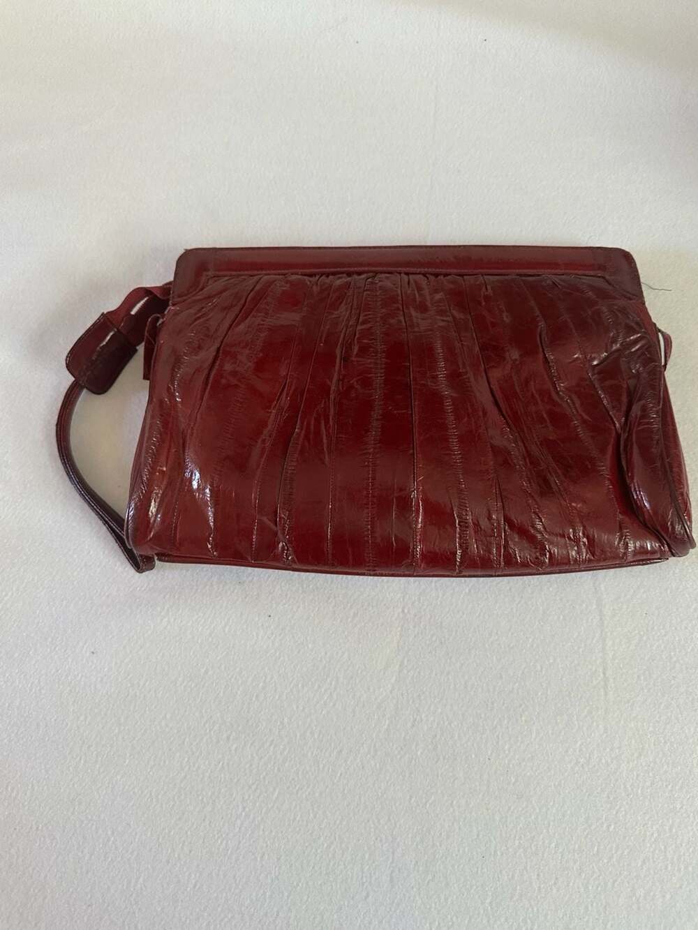 Vintage Genuine Eel Skin Shoulder Bag 12 in x 8 in Burgundy Clutch